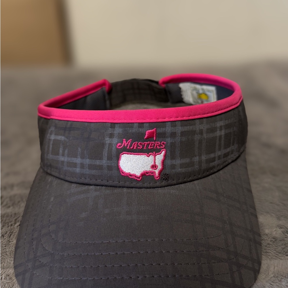 Masters Black and Pink Visor